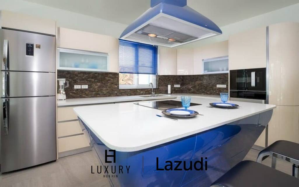 Klassisch Moderne Pool Villa mit 3 Schlafzimmern