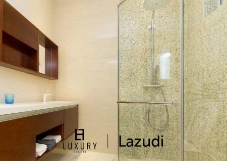 Klassisch Moderne Pool Villa mit 3 Schlafzimmern