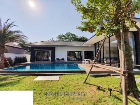 WE VILLAS : Off-plan 4 Bed Pool Villa near the beaches and town