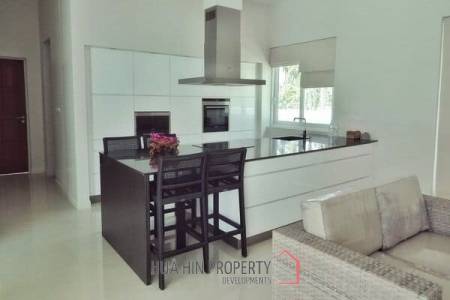 White Beach Villas : Coconut Villa E