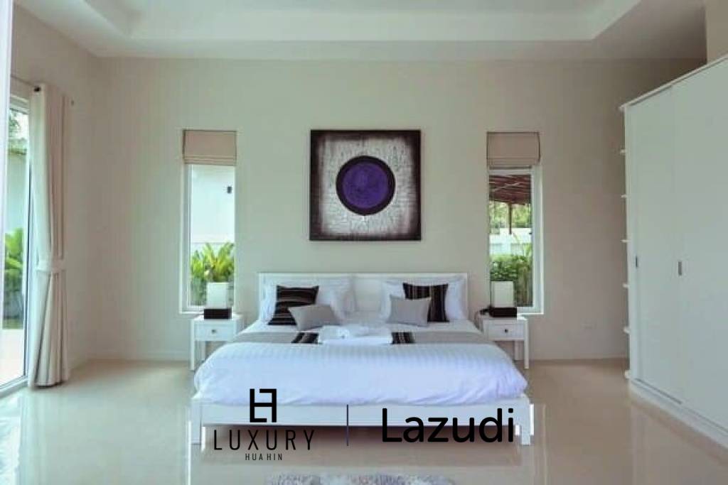 White Beach Villas : Coconut Villa E