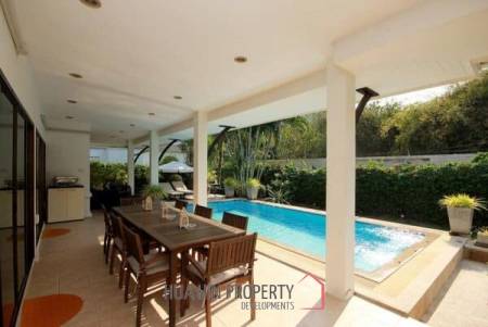 Heights 2 : 3 Bed Pool Villa with Mountain View