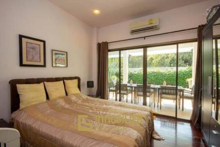 Heights 2 : 3 Schlafzimmer Pool Villa mit Bergblick