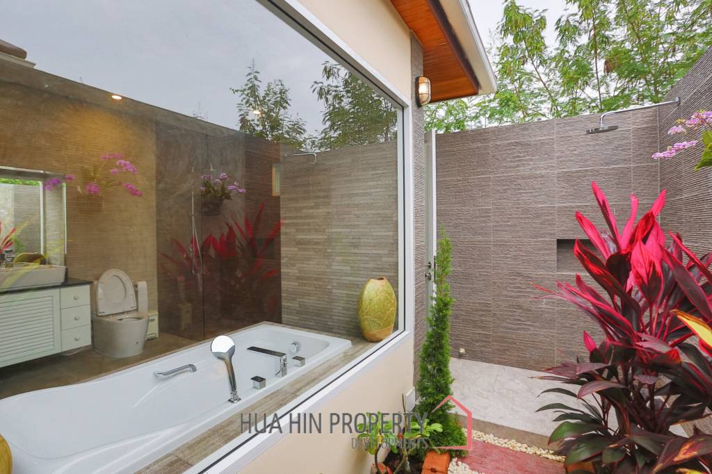 Breeze Hill Hua Hin : 3 Bed Pool Villa