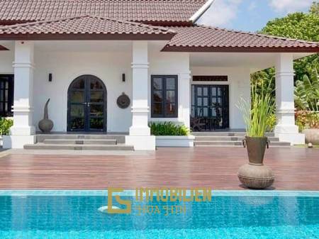 BelVida Estates: 2 Bed High End Luxury Pool Villa