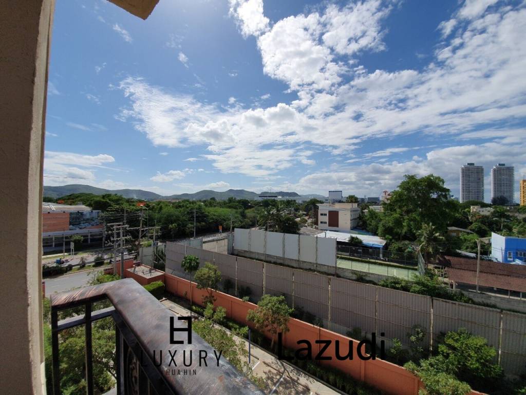 1 Bedroom Condo in Great Location