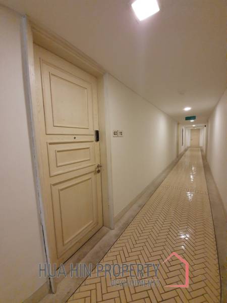 1 Bedroom Condo in Great Location