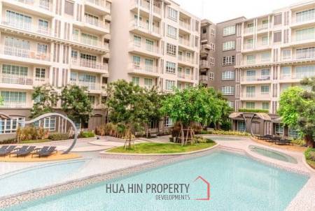 2 Bedroom Condo Close To The Beach