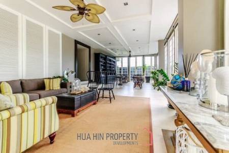 2 Bedroom Condo Close To The Beach