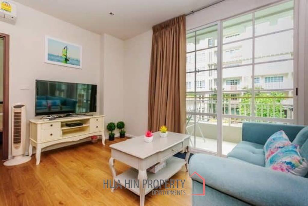 2 Bedroom Condo Close To The Beach