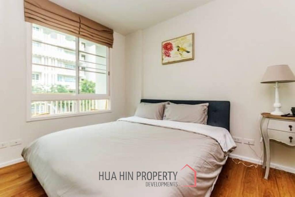 2 Bedroom Condo Close To The Beach