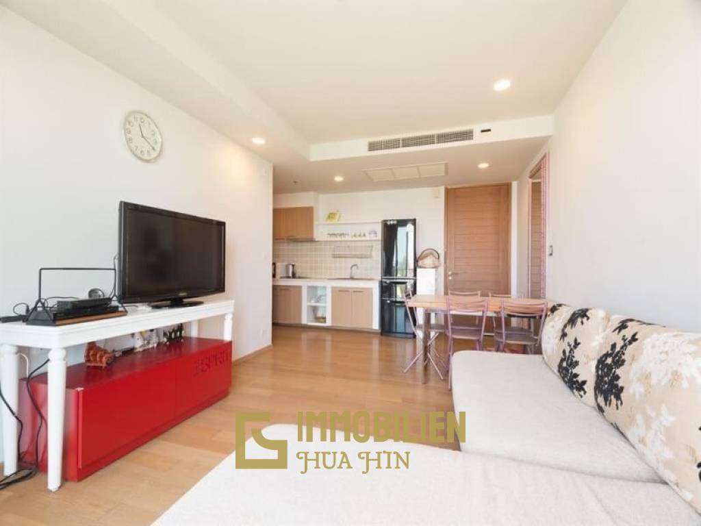 Baan Sansuk: 1 Schlafzimmer-Eigentumswohnung am Strand in bester Lage