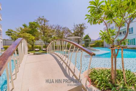 2 Bedroom Ground Floor Condo In Great Location