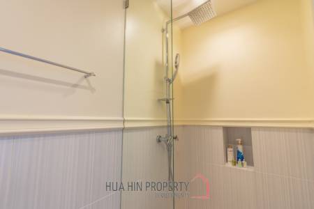 2 Bedroom Ground Floor Condo In Great Location