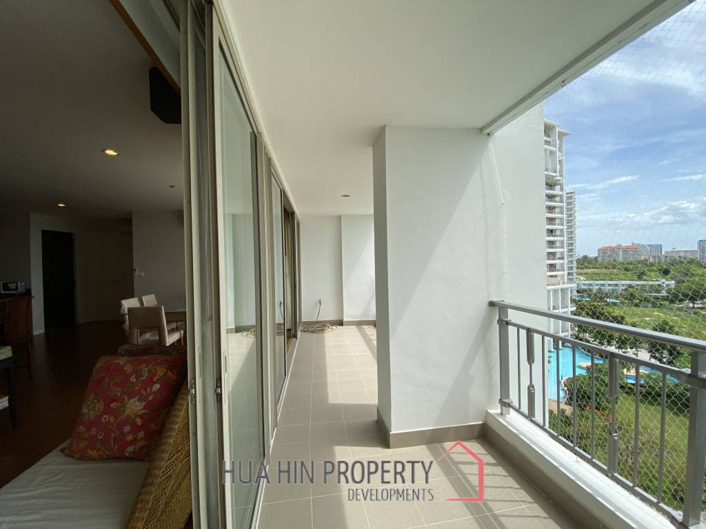 Boathouse : 4 Bedroom, Spacious Luxury Condo with Sea Views