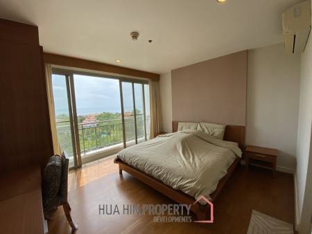 Boathouse : 4 Bedroom, Spacious Luxury Condo with Sea Views