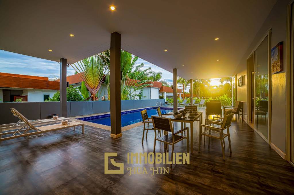 Modern 3 Bedroom Luxury Pool Villa