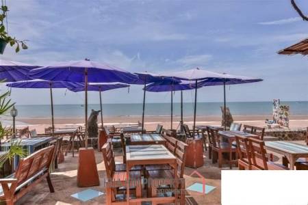 Boutique 3 Storey Beachfront Villa