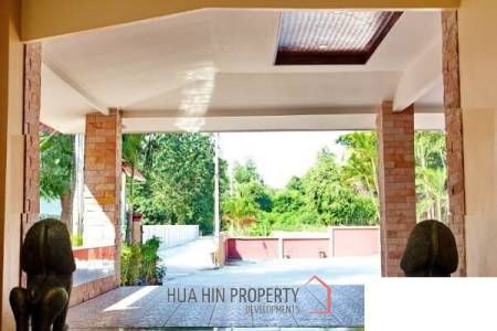Boutique 3 Storey Beachfront Villa