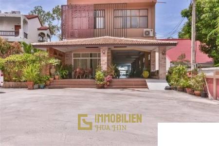 Boutique 3 Storey Beachfront Villa