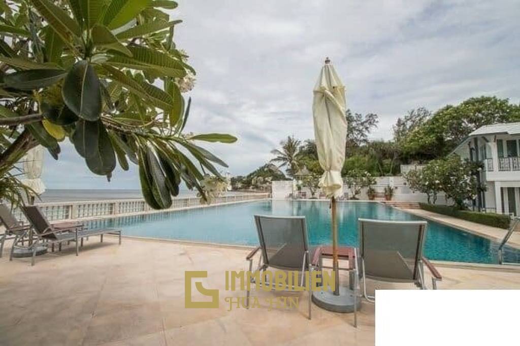 Moderne strandnahe 3 Schlafzimmer Villa