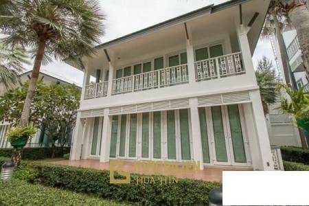 Moderne strandnahe 3 Schlafzimmer Villa