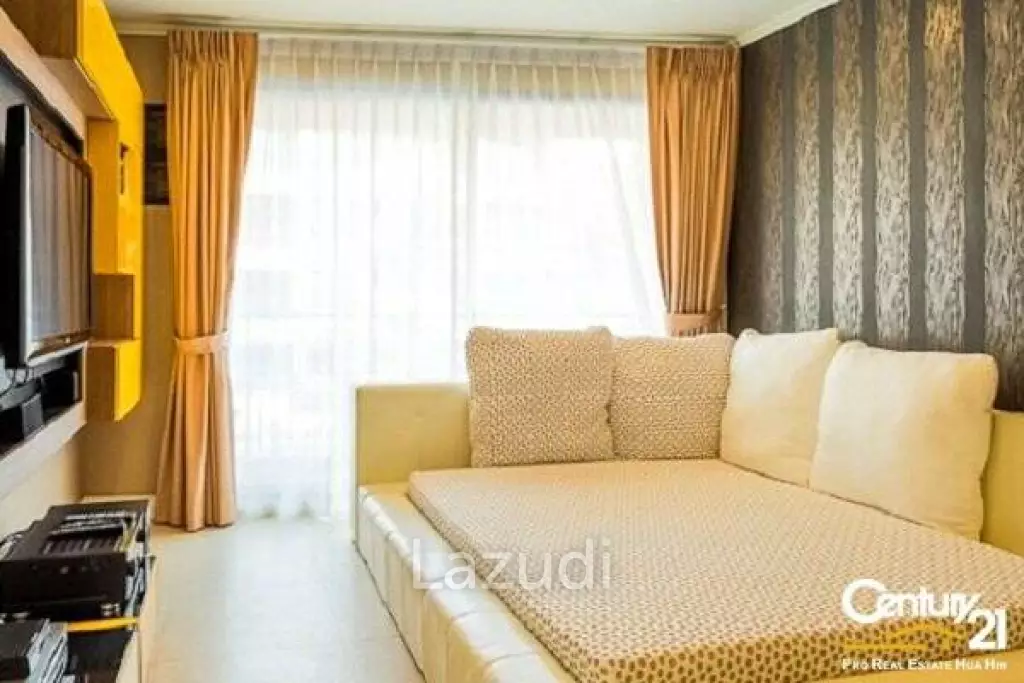 1 Bed Condo with Pool View in Town