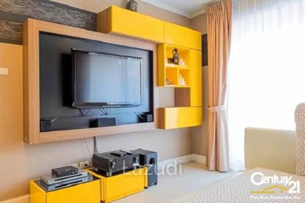 1 Bed Condo with Pool View in Town