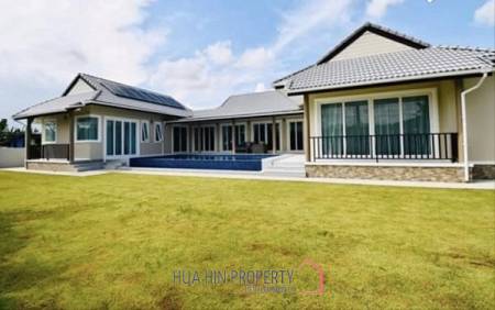 SIAM VILLAS 2 : New 3 Bed Pool Villa on good sized plot