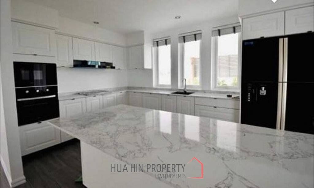 SIAM VILLAS 2 : New 3 Bed Pool Villa on good sized plot