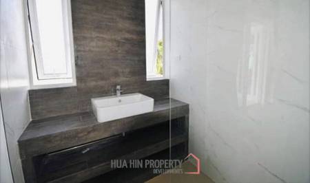 SIAM VILLAS 2 : New 3 Bed Pool Villa on good sized plot