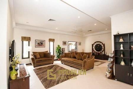 3 Schlafzimmer Pool Villa