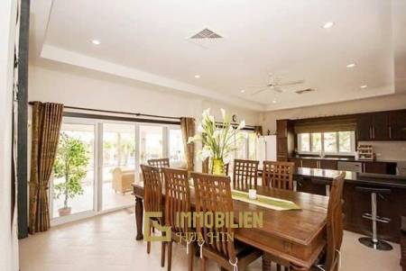3 Schlafzimmer Pool Villa