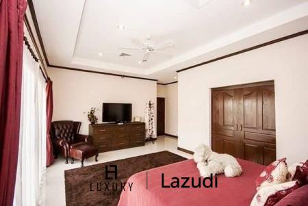 650 平方米 3 床 房子 对于 销售