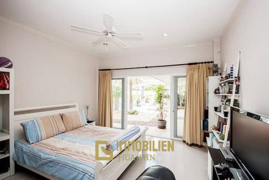 3 Schlafzimmer Pool Villa