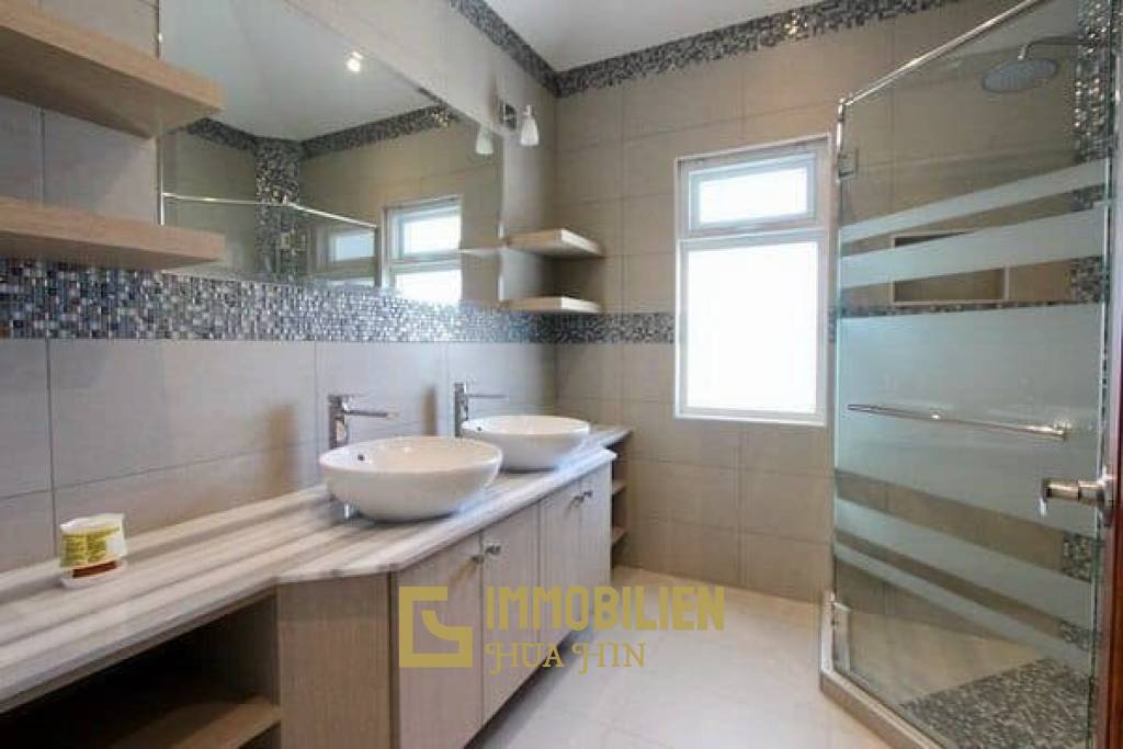 Tolle Qualität, 3 Schlafzimmer Pool Villa
