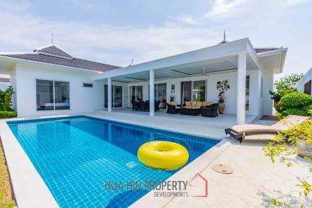 Falcon Hill : Great Quality 3 Bed Pool Villa on Luxury Development