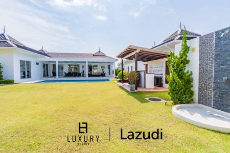 Falcon Hill: Hochwertige 3 Schlafzimmer Pool Villa in einem hochklassigen Resort