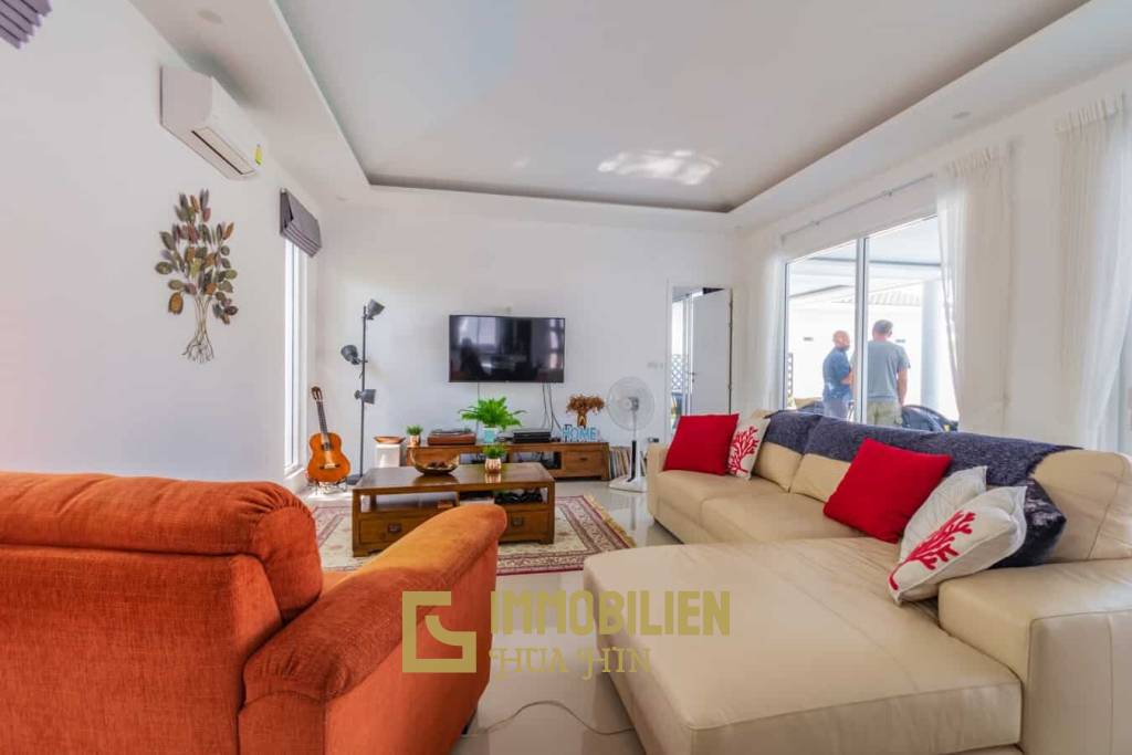 Falcon Hill: Hochwertige 3 Schlafzimmer Pool Villa in einem hochklassigen Resort