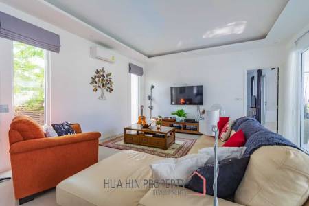 Falcon Hill : Great Quality 3 Bed Pool Villa on Luxury Development