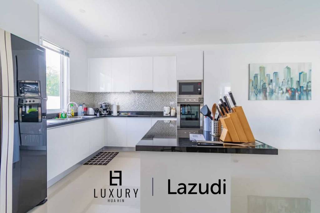 Falcon Hill: Hochwertige 3 Schlafzimmer Pool Villa in einem hochklassigen Resort