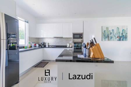 Falcon Hill: Hochwertige 3 Schlafzimmer Pool Villa in einem hochklassigen Resort