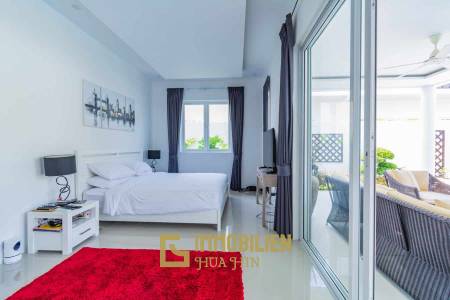 Falcon Hill: Hochwertige 3 Schlafzimmer Pool Villa in einem hochklassigen Resort