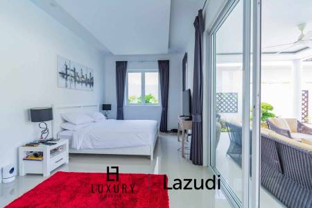 Falcon Hill: Hochwertige 3 Schlafzimmer Pool Villa in einem hochklassigen Resort