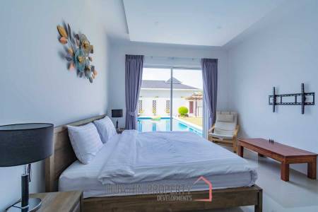 Falcon Hill : Great Quality 3 Bed Pool Villa on Luxury Development