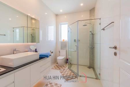 Falcon Hill : Great Quality 3 Bed Pool Villa on Luxury Development
