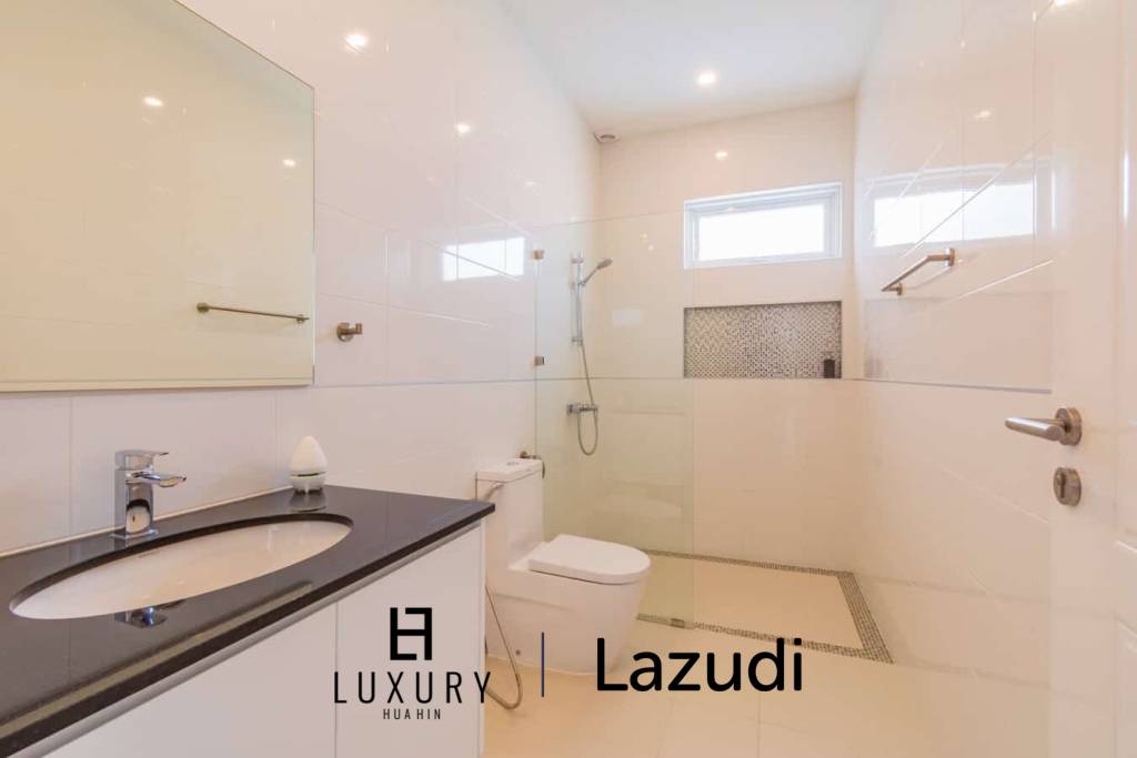 Falcon Hill: Hochwertige 3 Schlafzimmer Pool Villa in einem hochklassigen Resort