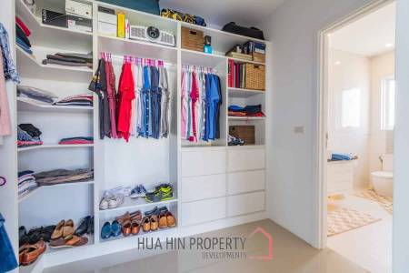 Falcon Hill : Great Quality 3 Bed Pool Villa on Luxury Development