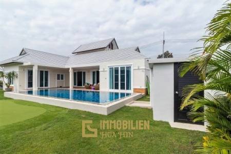 EMERALD SCENERY: 4 Bed Pool Villa