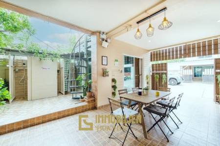 4 Bedroom Townhouse in Central Hua Hin - Soi 94